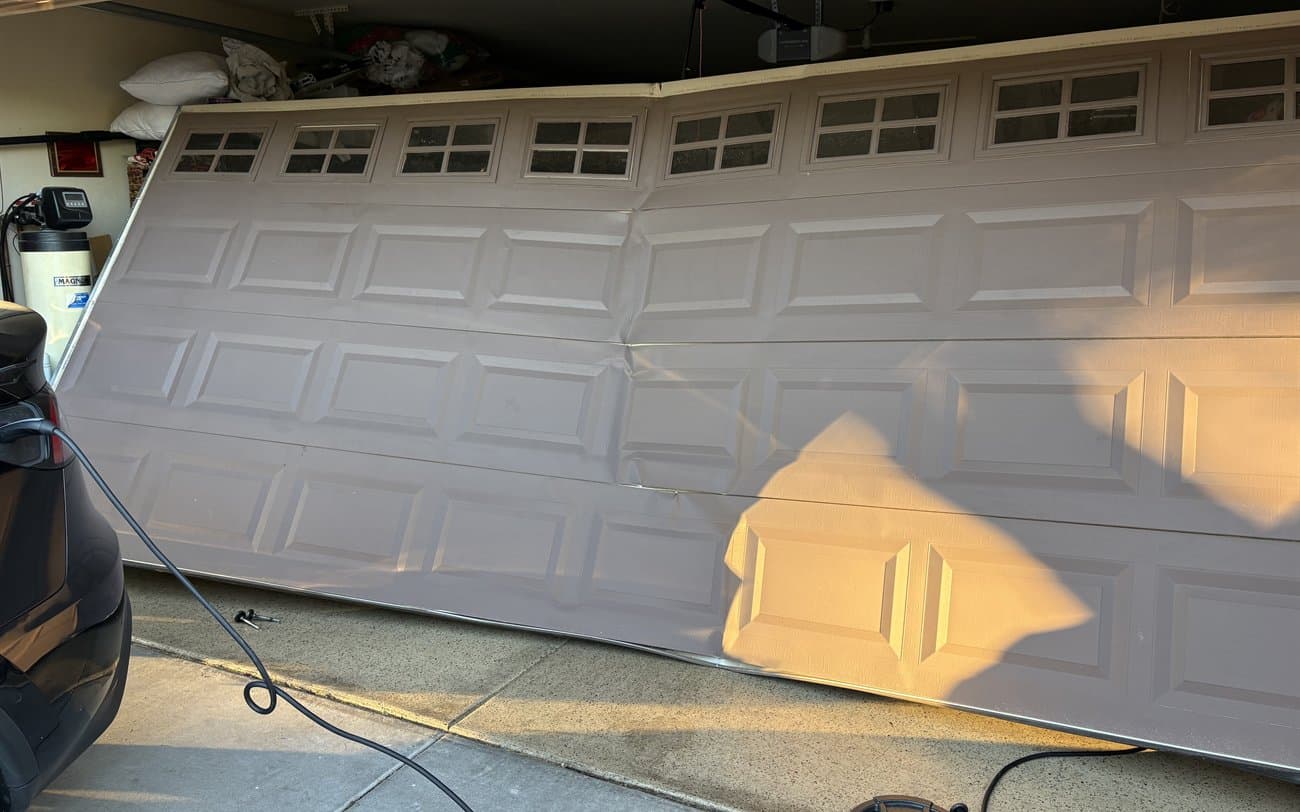 Emergency Garage Door Repair Ahwatukee Desert Spring emergency garage door repair at a Ahwatukee, AZ home